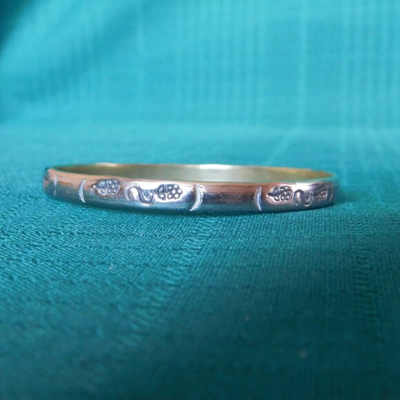 Engraved berries scroll design sterling 925 bracelet solid Mexico - Picture 1 of 5
